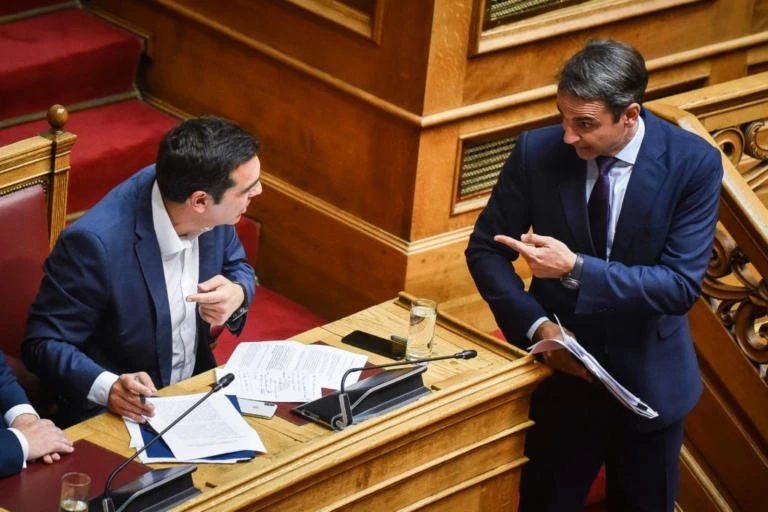 Σφαγή Μαξίμου – ΝΔ για την υπόθεση Φλώρου – Αμηχανία και πανικό καταλογίζει στον Κ. Μητσοτάκη η κυβέρνηση